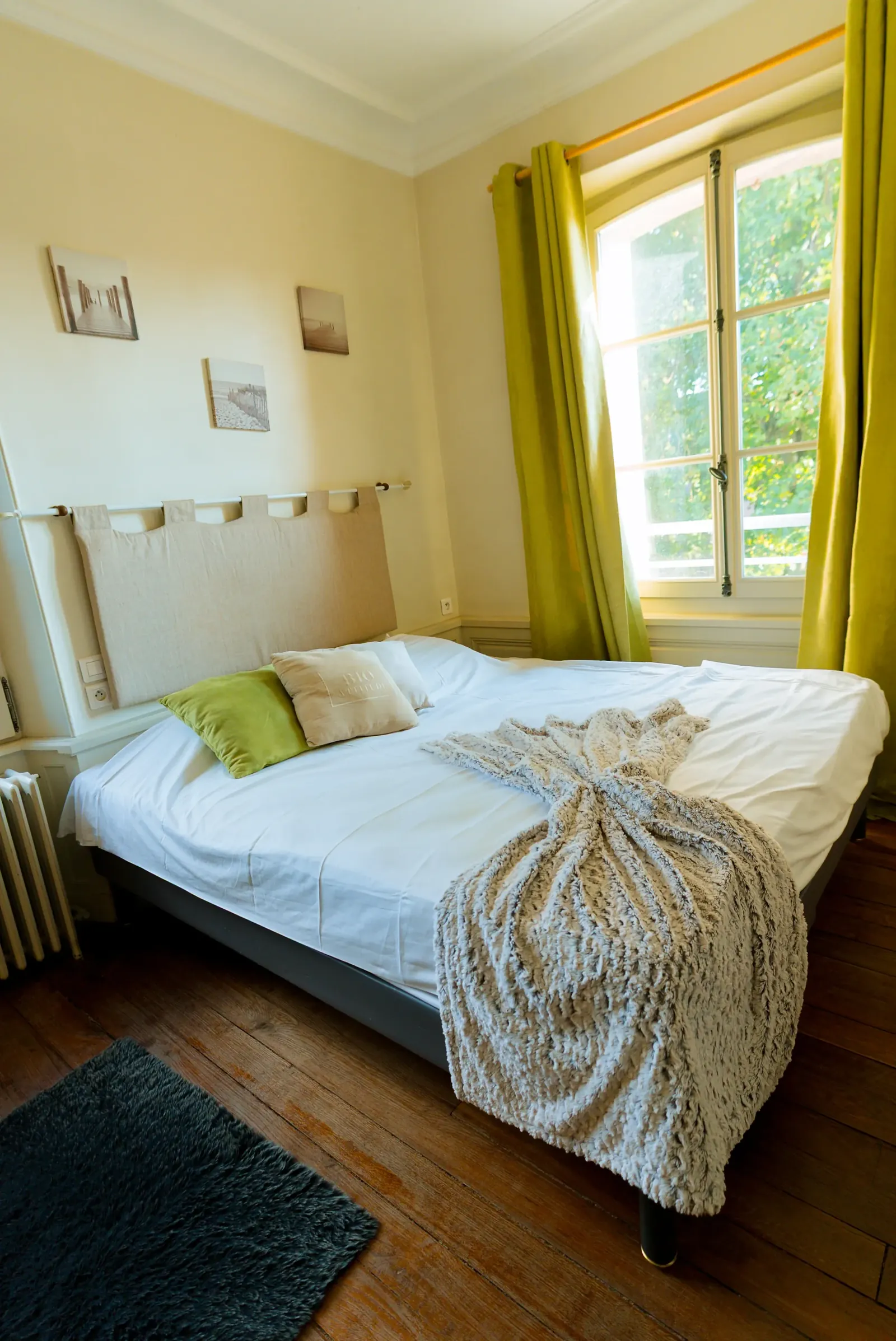 Chambre Orchidée - style nature et vue sur le parc, Domaine de l'Ardoise